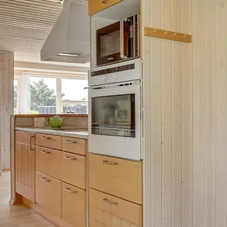 Raadengaard - 400m From The Sea In Nw Jutland By Interhome *