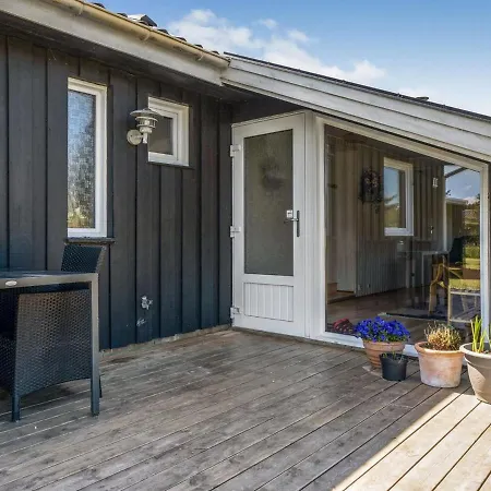 Holiday home Raadengaard - 400m From The Sea In Nw Jutland By Interhome