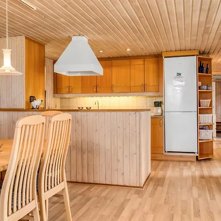Raadengaard - 400m From The Sea By Interhome Feriehus Løkken