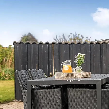 Raadengaard - 400m From The Sea By Interhome *